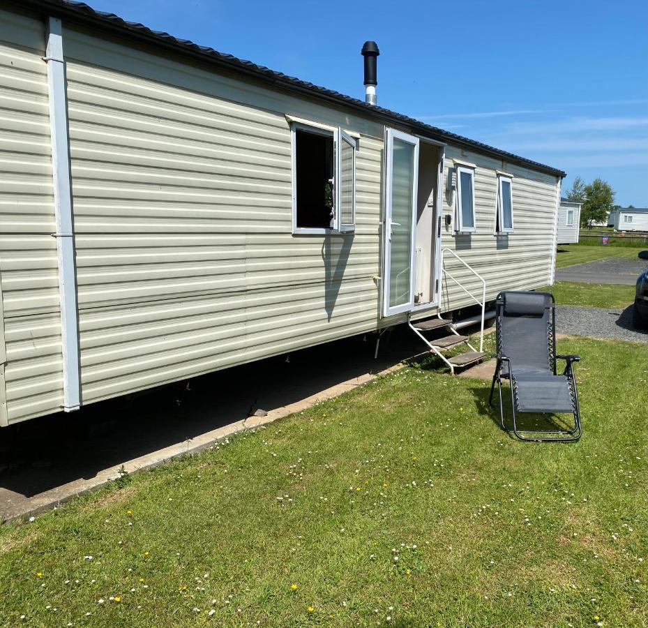Turnberry Caravan Quiet Peaceful Location Near Golf Spas And Beaches Girvan Exteriör bild